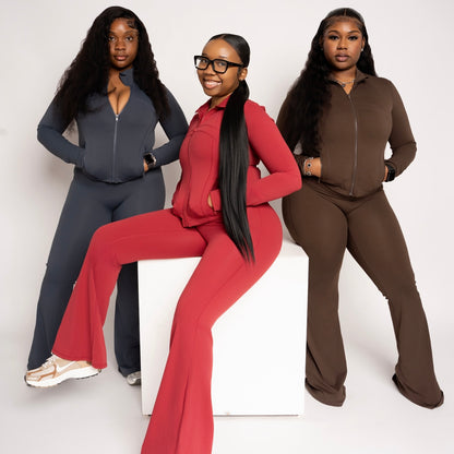 Snatched-Fit Jacket & Flare-Bottom Pants Set