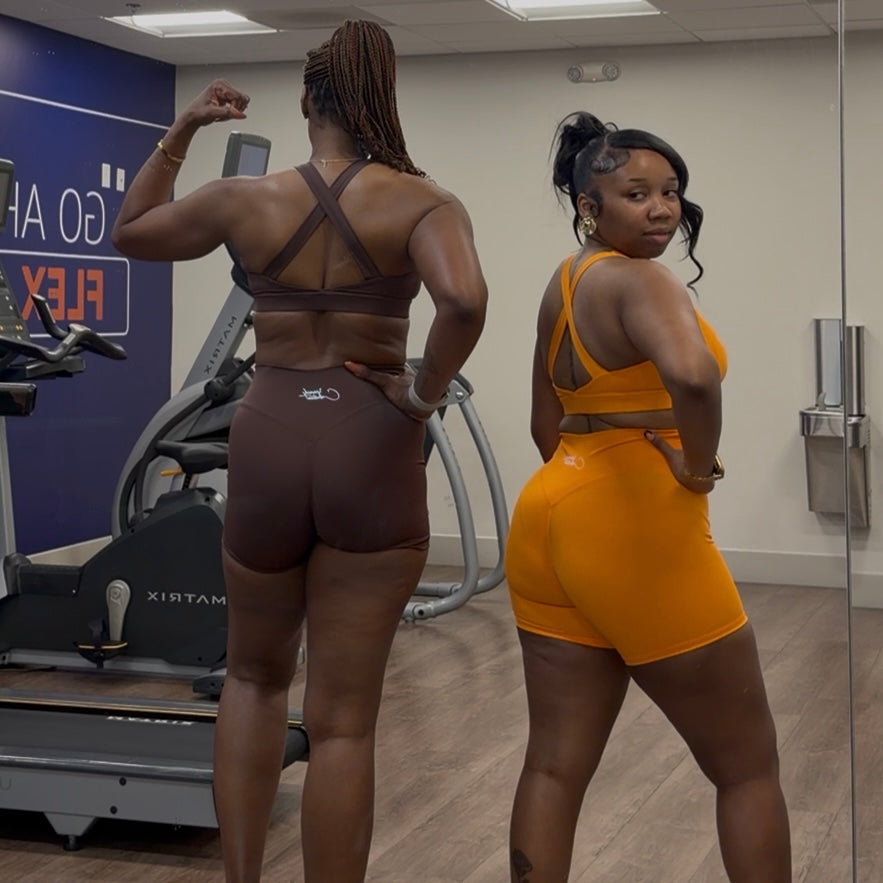 Cross-back padded bra + shorts set